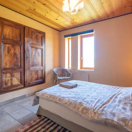 בית נופש Maison Time-out Laragne-Monteglin