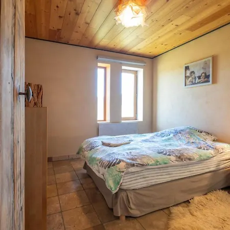 בית נופש Maison Time-out Laragne-Monteglin