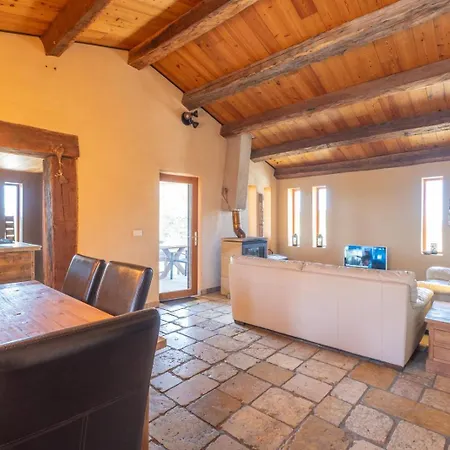 Maison Time-out בית נופש