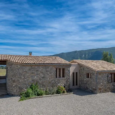 Maison Time-out * Laragne-Monteglin