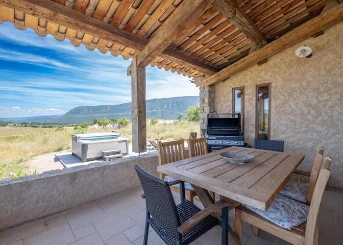 Maison Time-out Ferienhaus Laragne-Monteglin